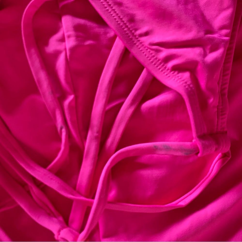 La Blanca “Island Goddess” One Piece Swimsuit in pink - Picture 8 of 13